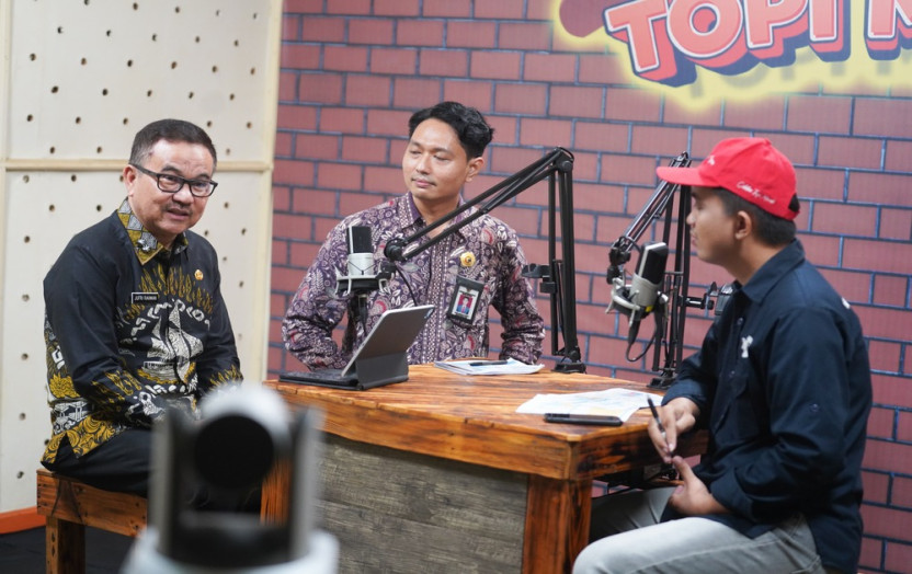 Sekda Sulsel Ajak Masyarakat Rayakan Hari Radio Nasional: Sekali di Udara, Tetap di Udara!*