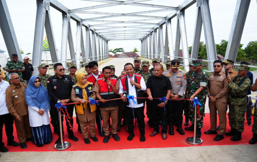 Gubernur Sulsel Resmikan Jembatan Sungai Malake, Akses Warga Sidrap-Wajo Kini Lebih Cepat dan Aman