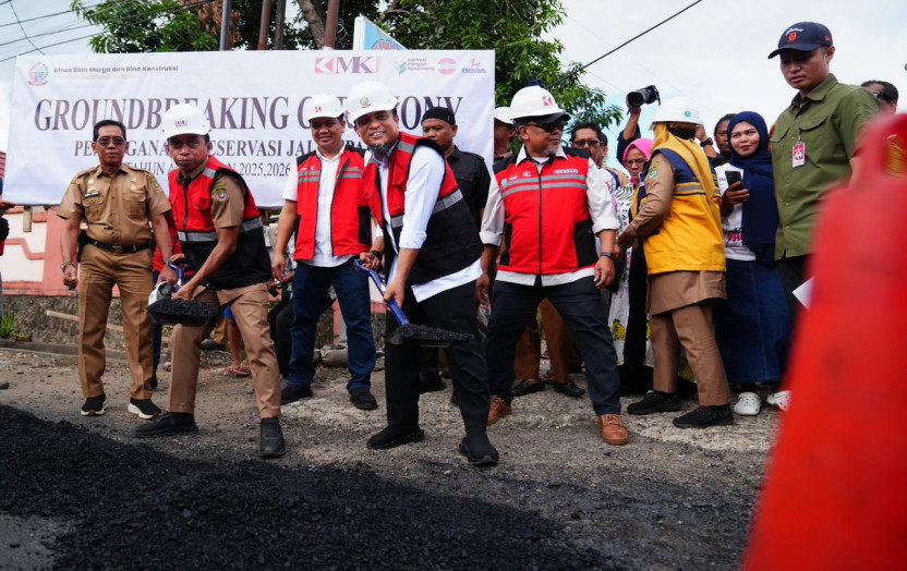 Groundbreaking Paket 3 MYC, Gubernur Sulsel Benahi 254 Km Jalan di Kabupaten Sidrap