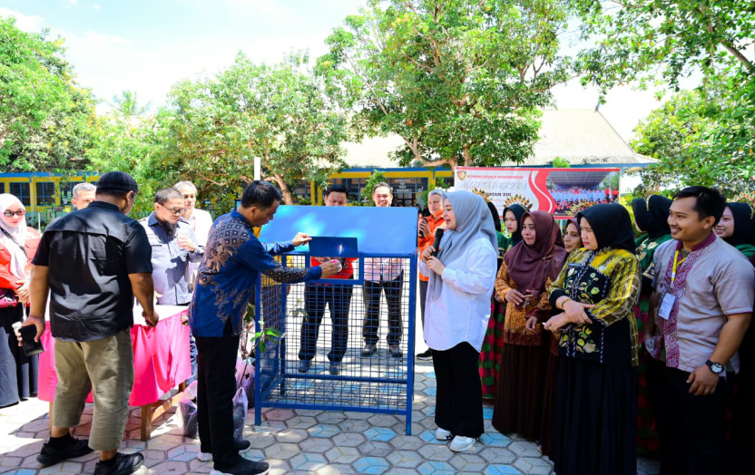 Wagub Sulsel Edukasi Siswa Sidrap Pilah Sampah Sejak Dini, Tumbuhkan Budaya Peduli Lingkungan